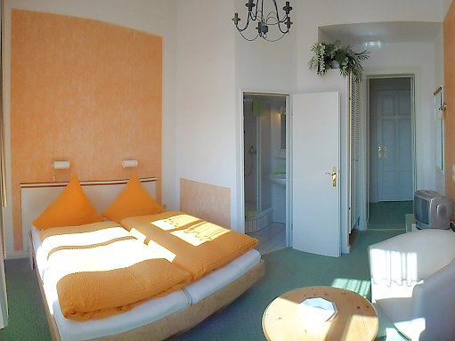Zimmer 15